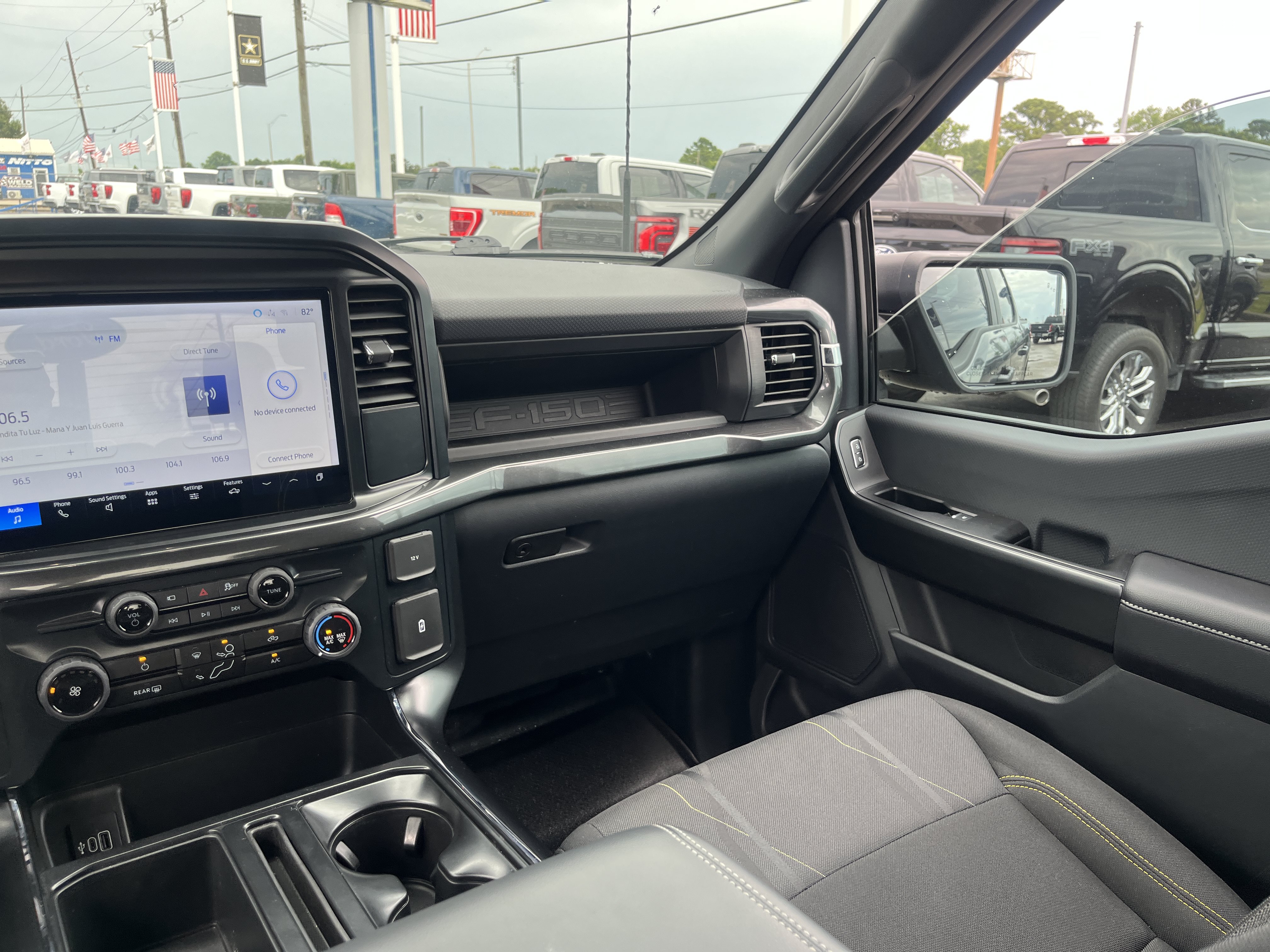 Used 2025 Ford F150 STX RWD image 28