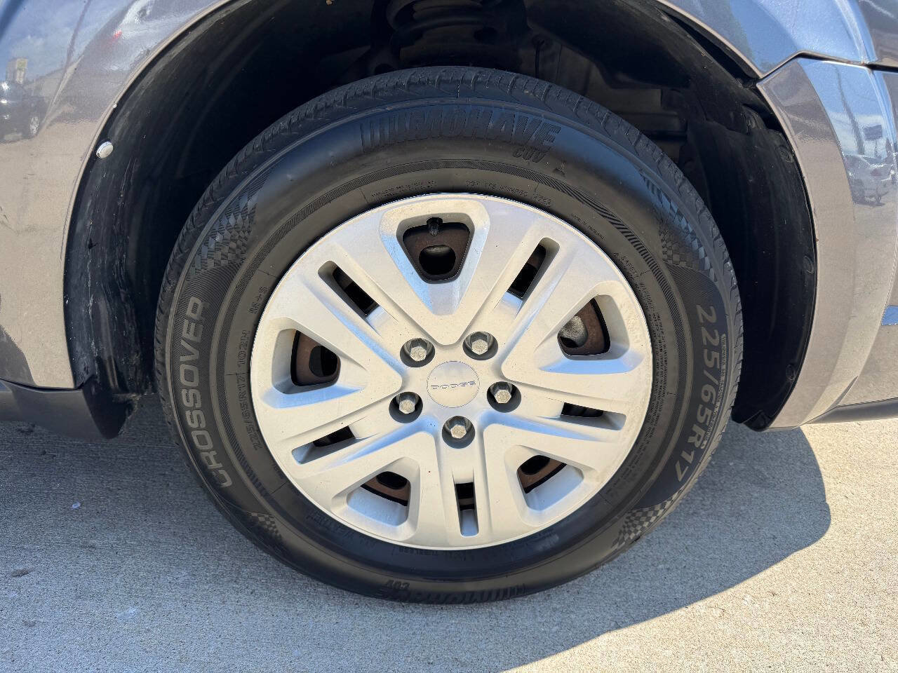 Used 2018 Dodge Journey SE image 22