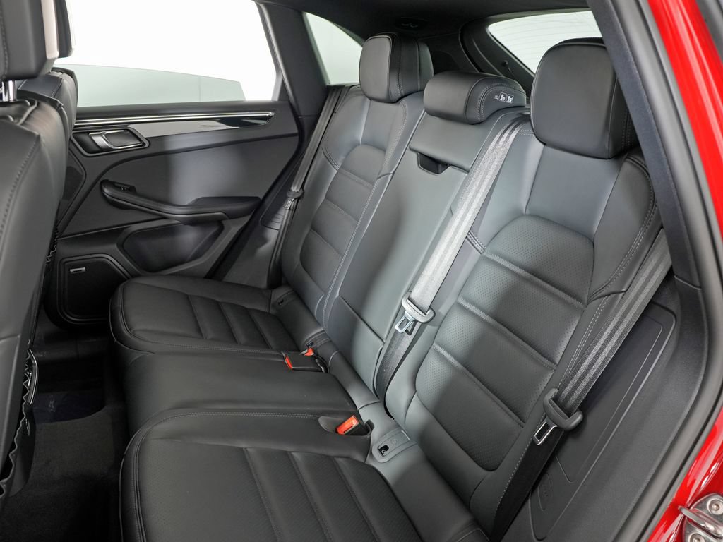 New 2026 Porsche Macan S AWD/4WD image 33