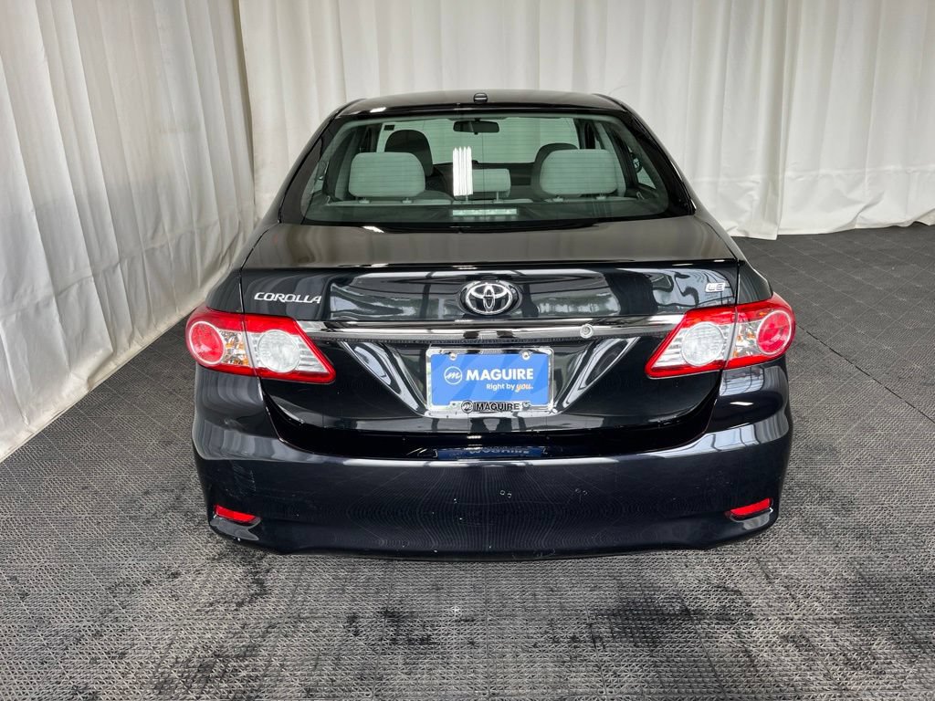 Used 2012 Toyota Corolla LE w/ Preferred Accessory Pkg FWD image 28