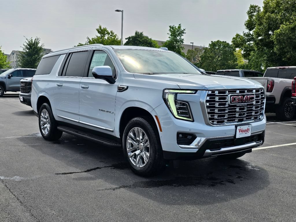 New 2026 GMC Yukon XL Denali w/ Advanced Technology Package AWD/4WD image 6