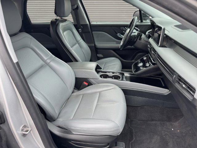 Used 2020 Lincoln Corsair AWD w/ Equipment Group 101A image 16
