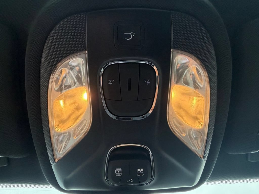 New 2026 Jeep Compass Limited w/ Sun, Sound & Navigation Group AWD/4WD image 24