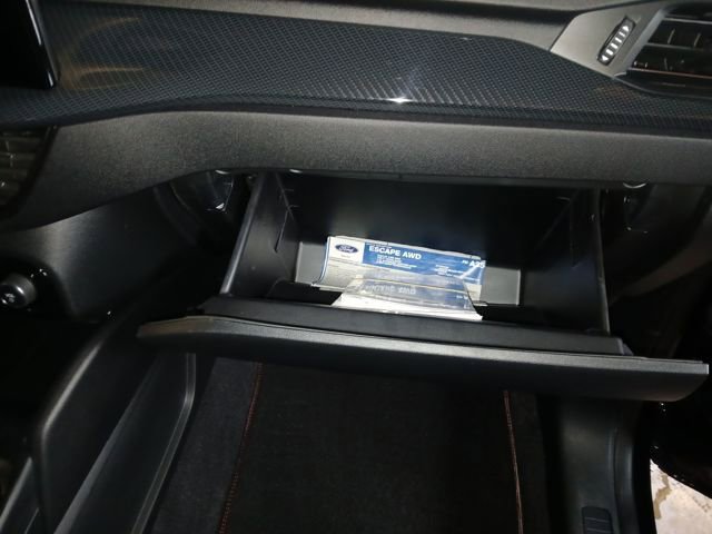 Certified 2023 Ford Escape ST-Line w/ Tech Pack #1 AWD/4WD image 52