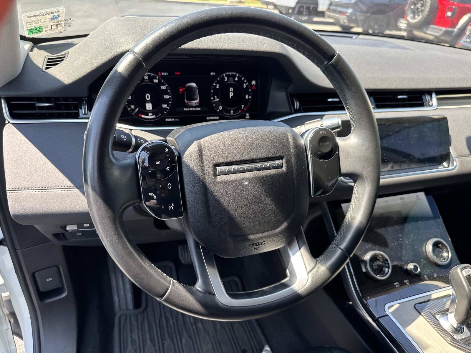 Used 2020 Land Rover Range Rover Evoque SE AWD/4WD image 21