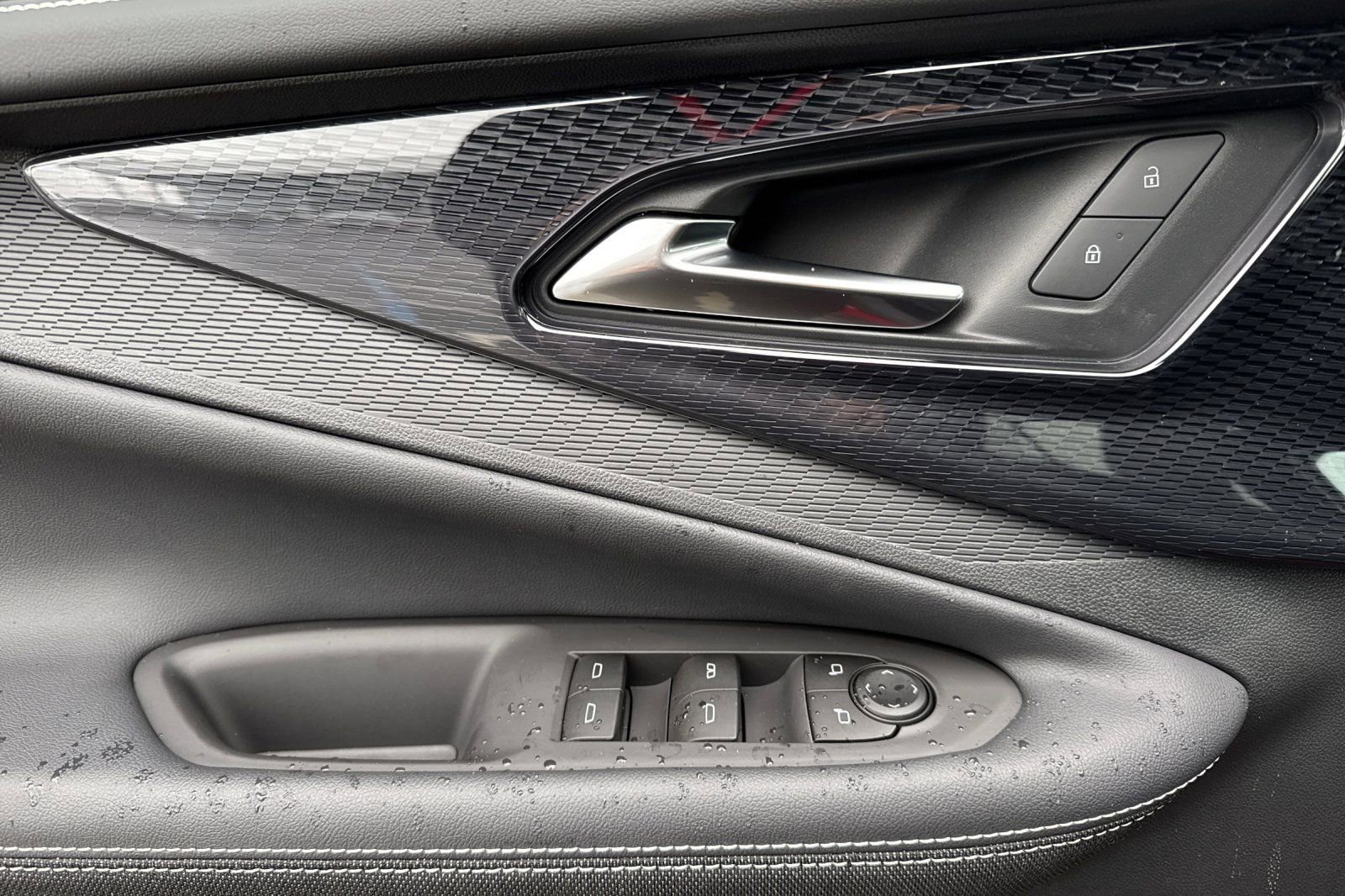 New 2026 Chevrolet Blazer EV LT w/ Midnight/Sport Edition image 10