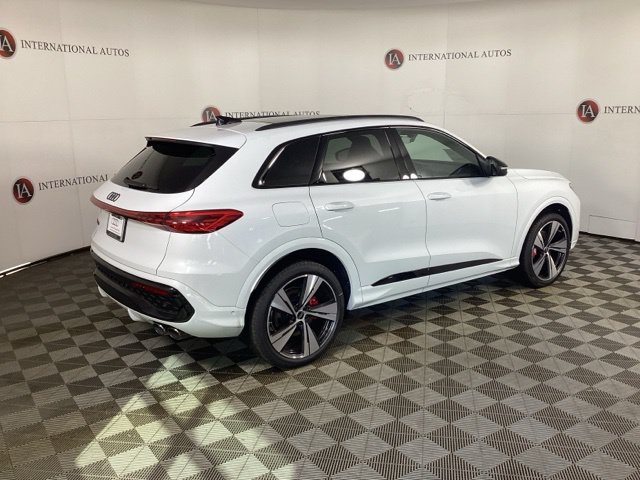 New 2025 Audi SQ5 Premium Plus AWD/4WD image 4
