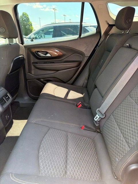 Used 2019 GMC Terrain SLE FWD image 16