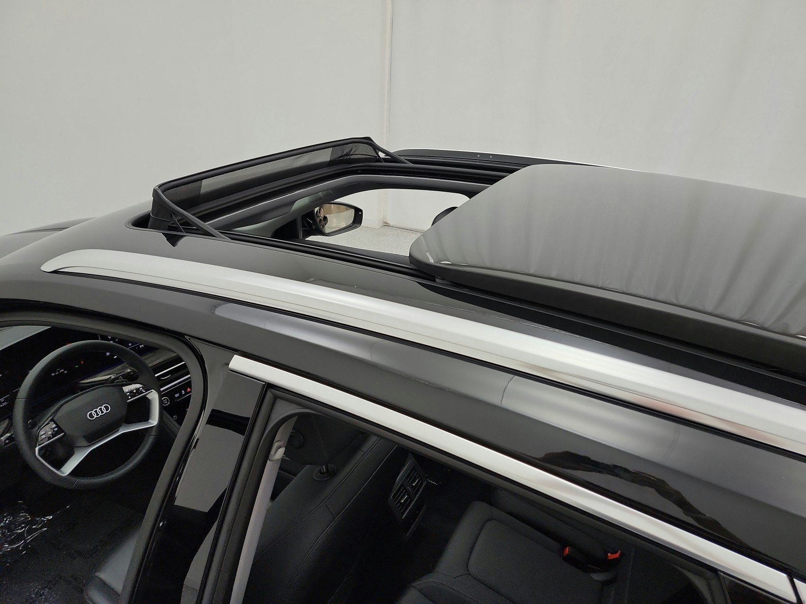 Used 2025 Audi Q5 Premium w/ Premium Plus AWD/4WD image 11