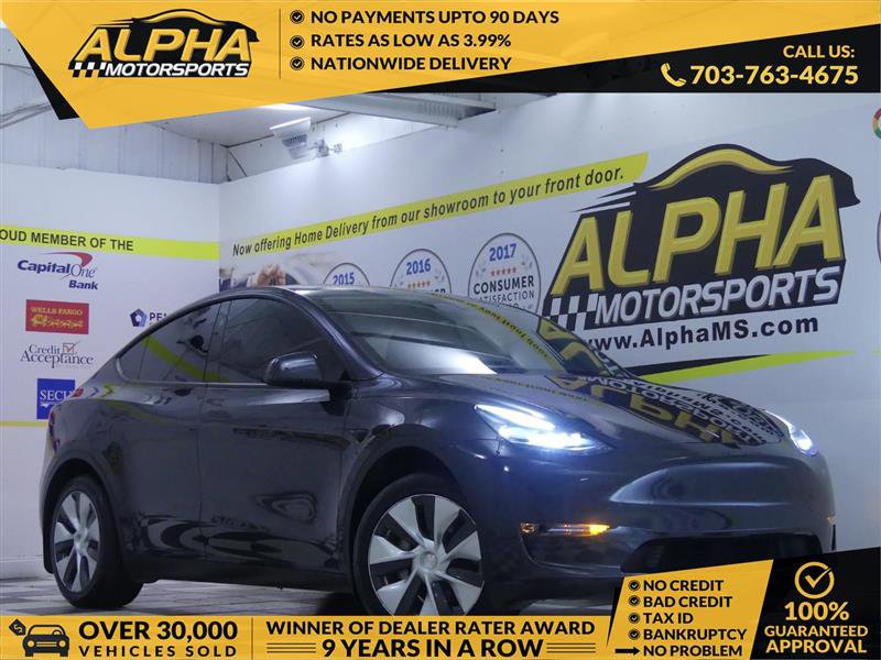 Used 2024 Tesla Model Y 2WD image 1