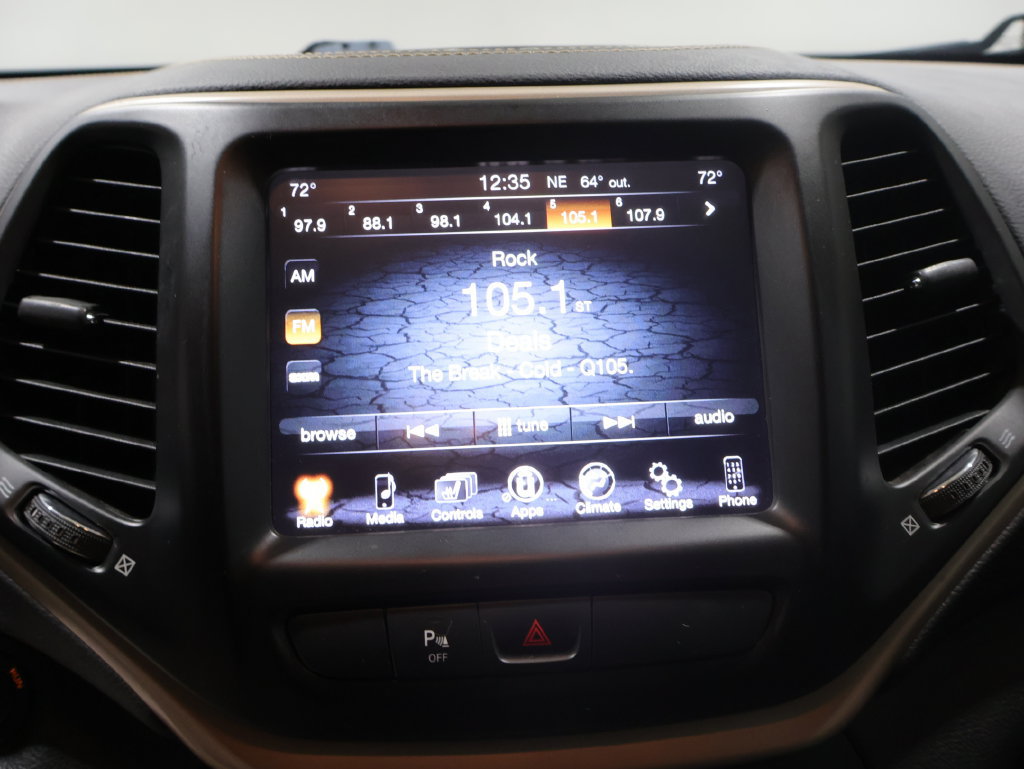 Certified 2018 Jeep Cherokee Limited AWD/4WD image 23