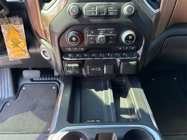 Used 2021 Chevrolet Silverado 3500 High Country image 34