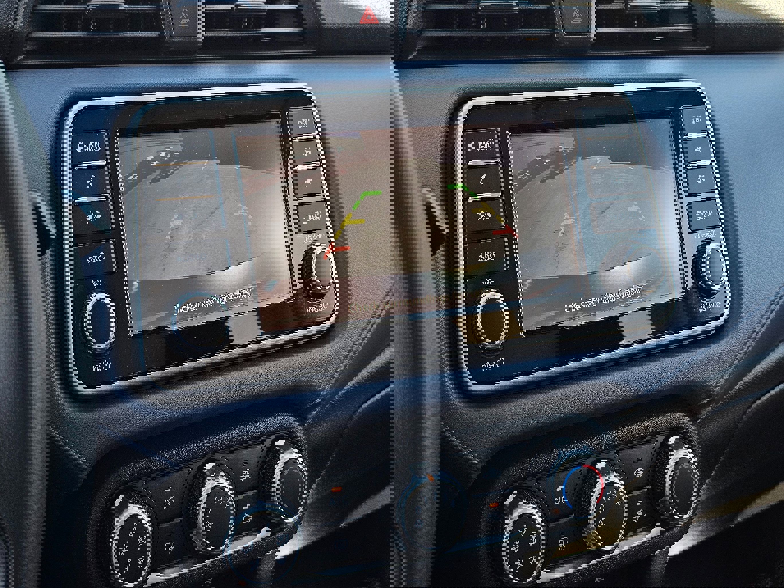 Used 2024 Nissan Versa SV image 30