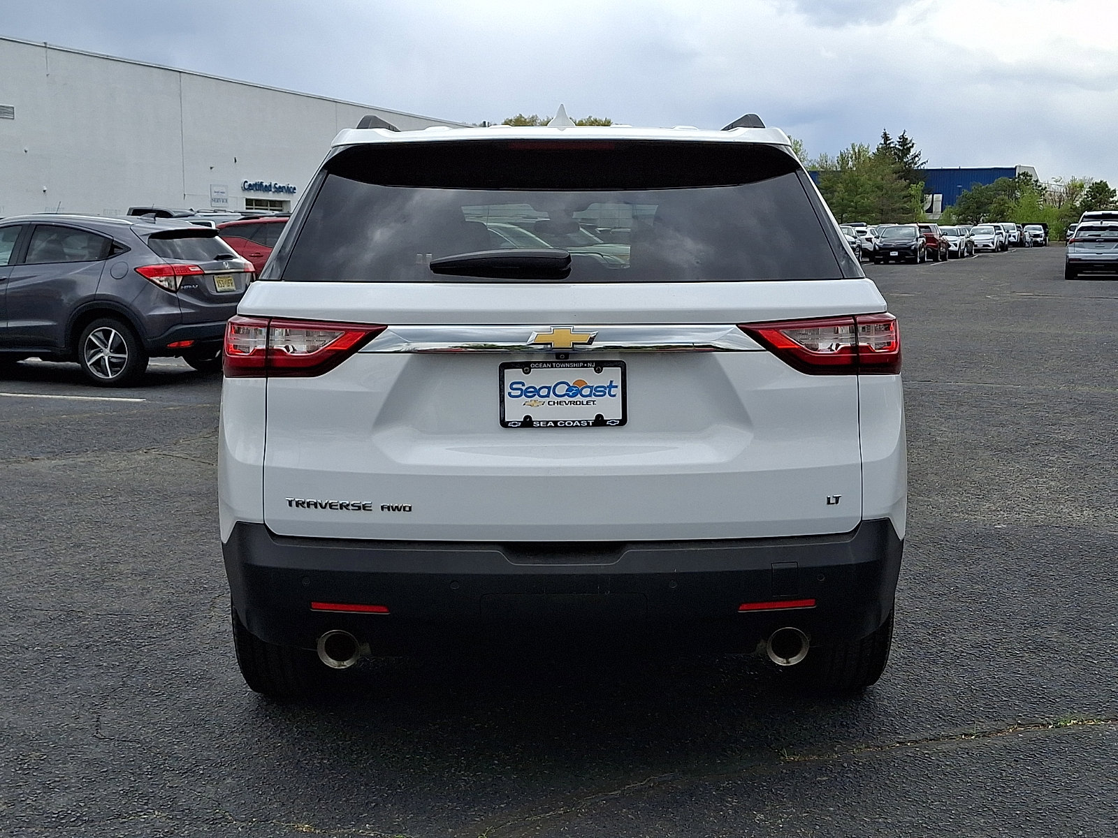 Certified 2020 Chevrolet Traverse LT w/ Driver Confidence II Package AWD/4WD image 6