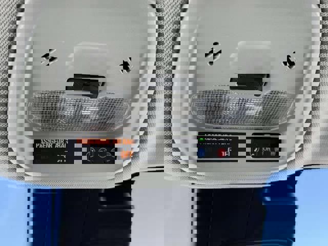 Used 2025 Chevrolet Trax LT FWD image 28