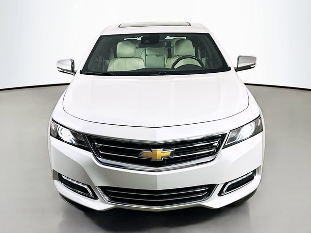 Used 2017 Chevrolet Impala Premier w/ Enhanced Convenience Package image 4