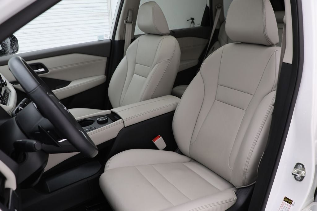 Used 2023 Nissan Rogue SL w/ SL Premium Package AWD/4WD image 15