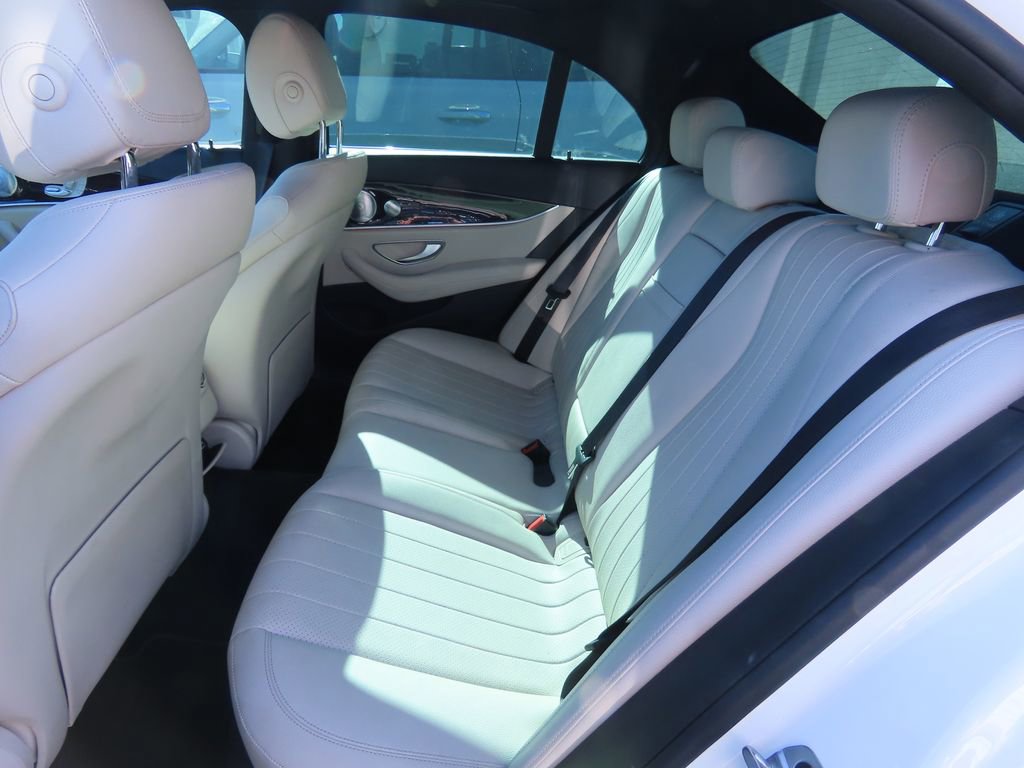 Used 2019 Mercedes-Benz E 450 4MATIC Sedan image 11