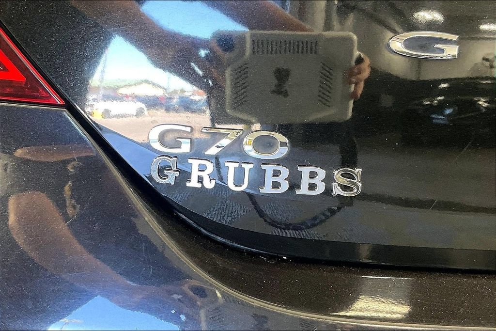 Used 2022 Genesis G70 2.0T RWD image 41
