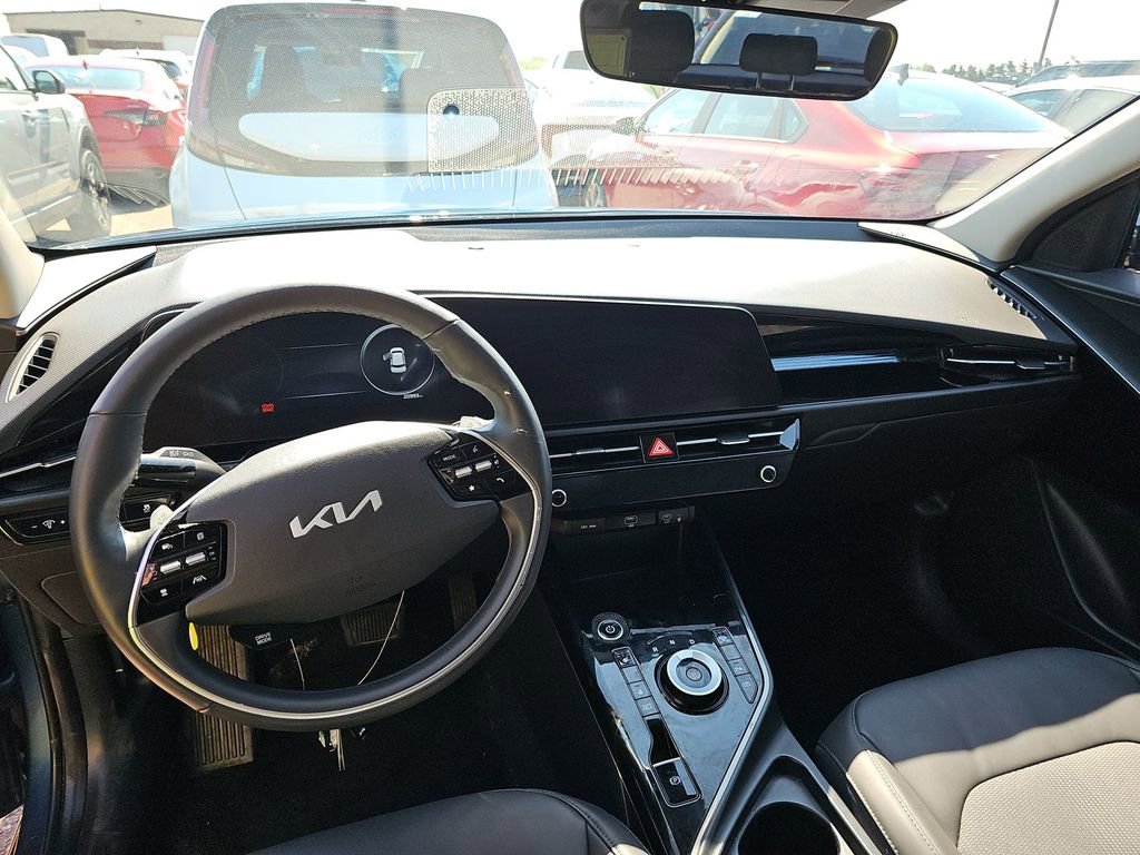 Used 2023 Kia Niro Wind w/ Wind Preserve Package FWD image 11