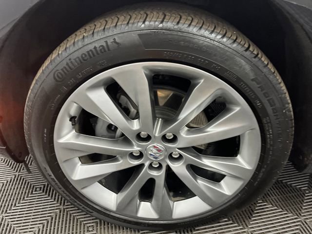 Used 2023 Buick Envision Avenir image 35