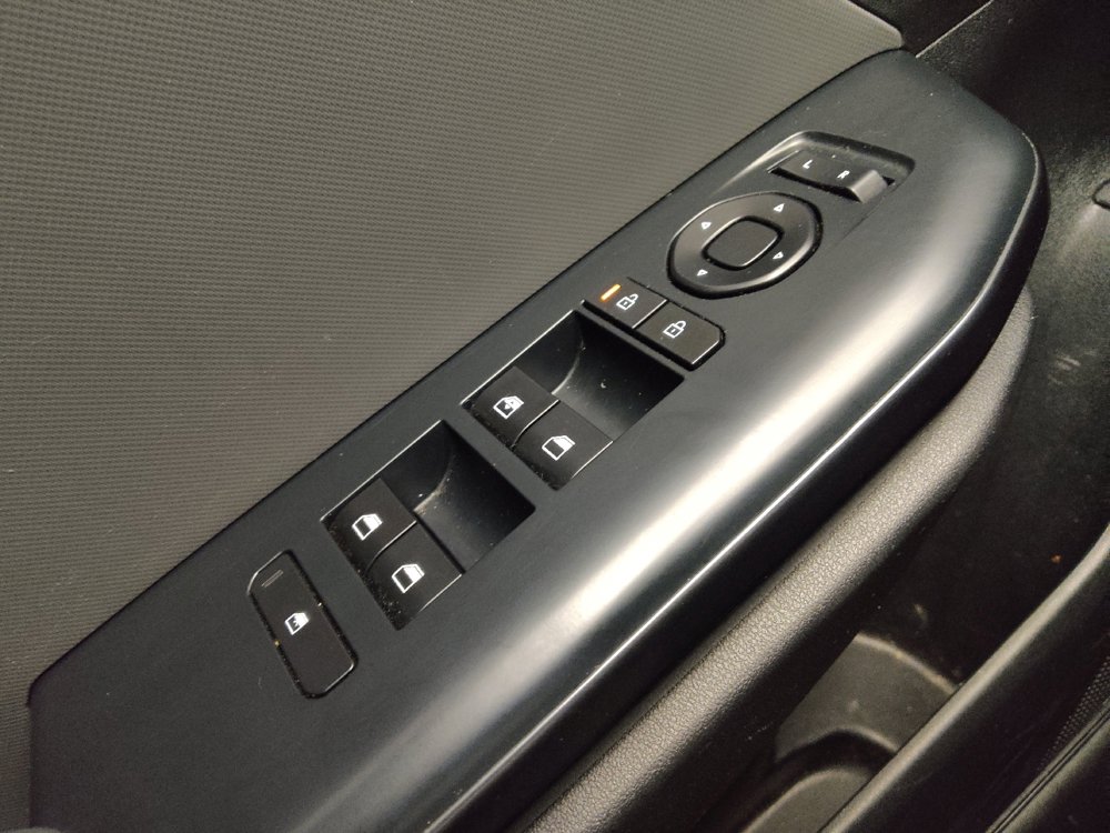 Used 2025 Kia K4 FWD image 27