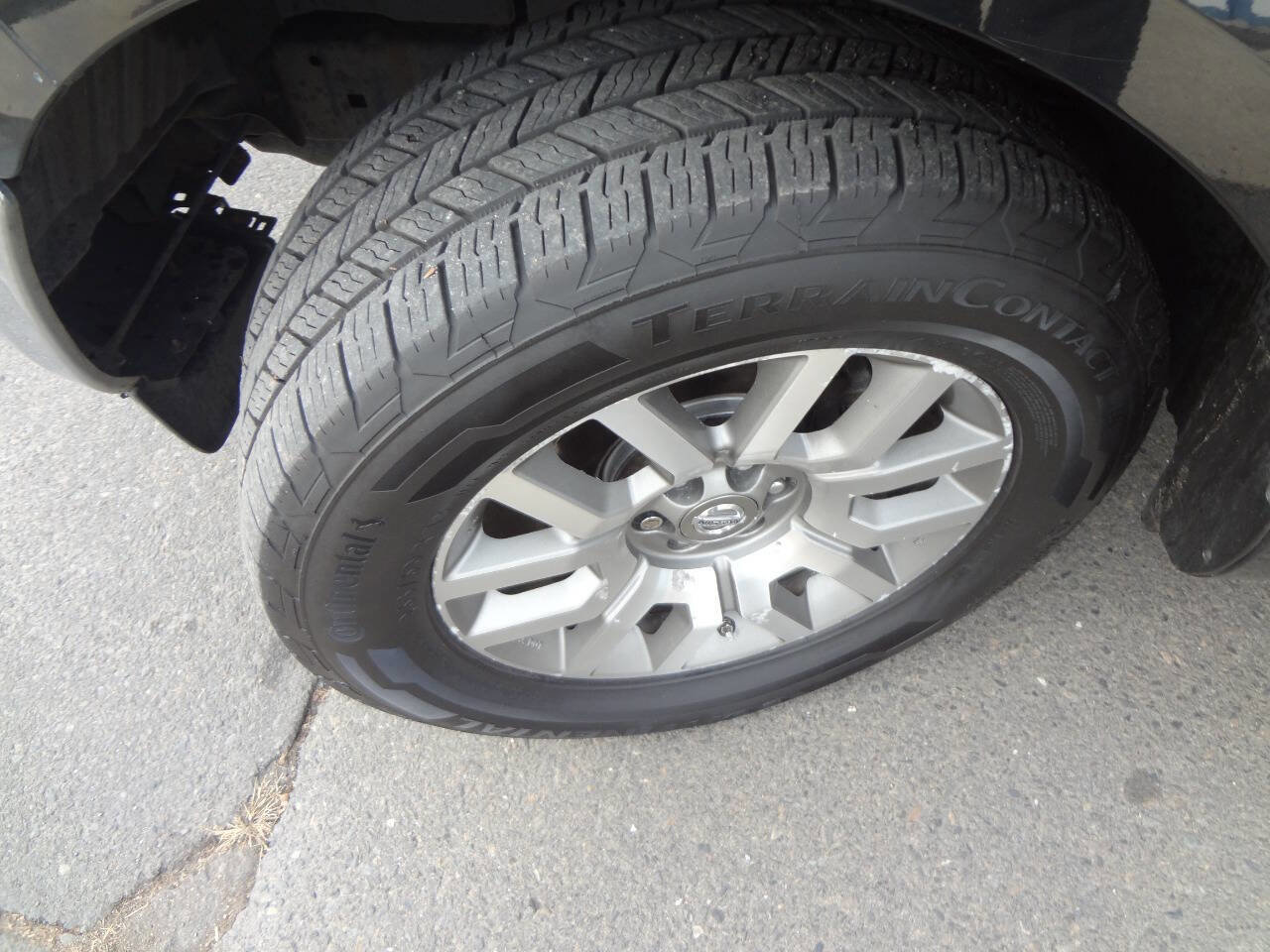 Used 2013 Nissan Frontier SL image 15