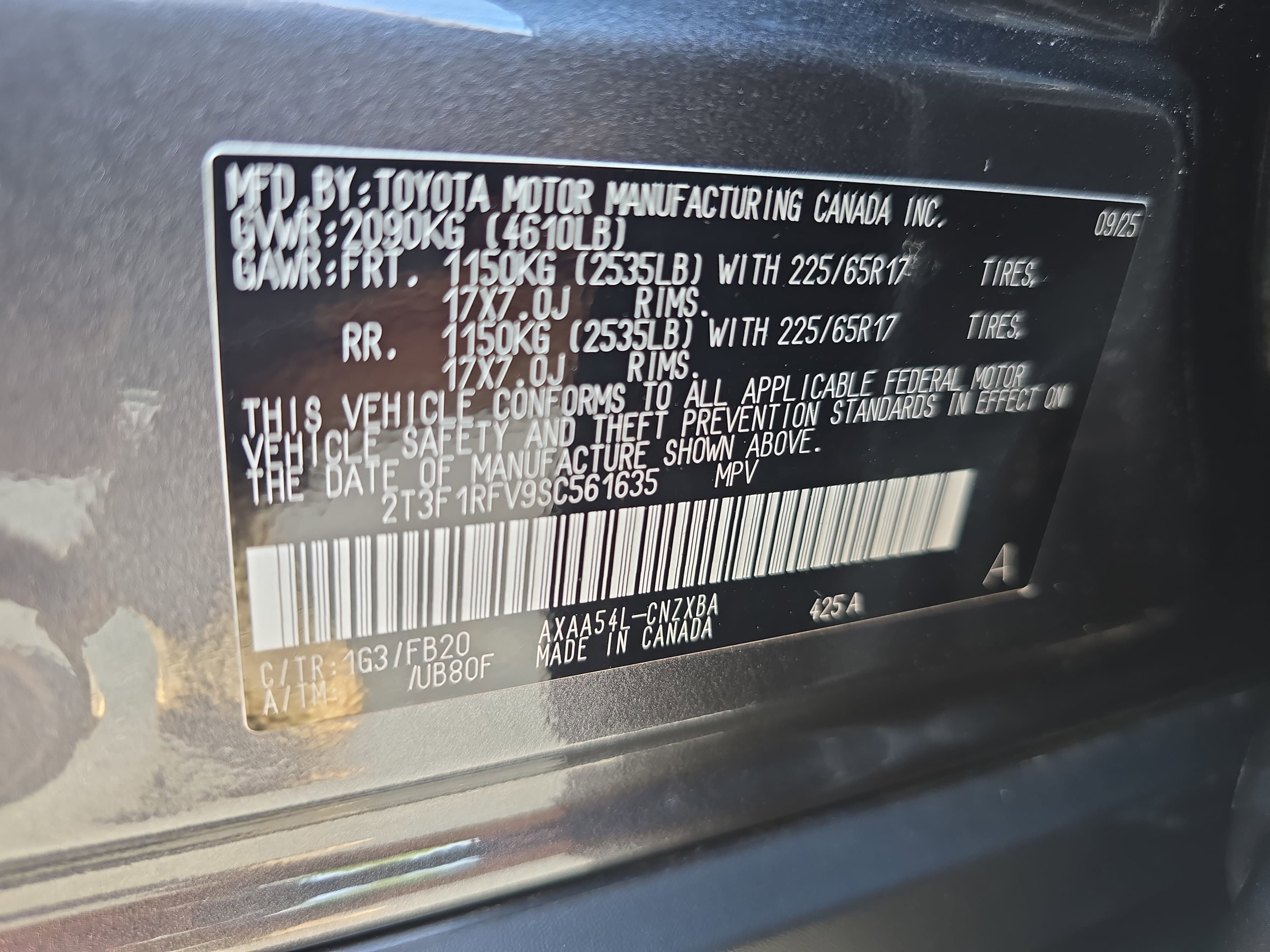 Used 2025 Toyota RAV4 LE image 31