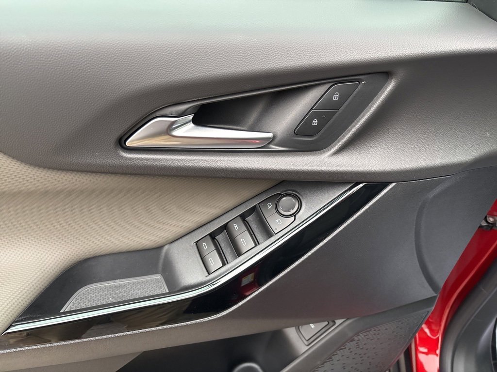 New 2026 Chevrolet Equinox LT w/ Convenience Package II image 15