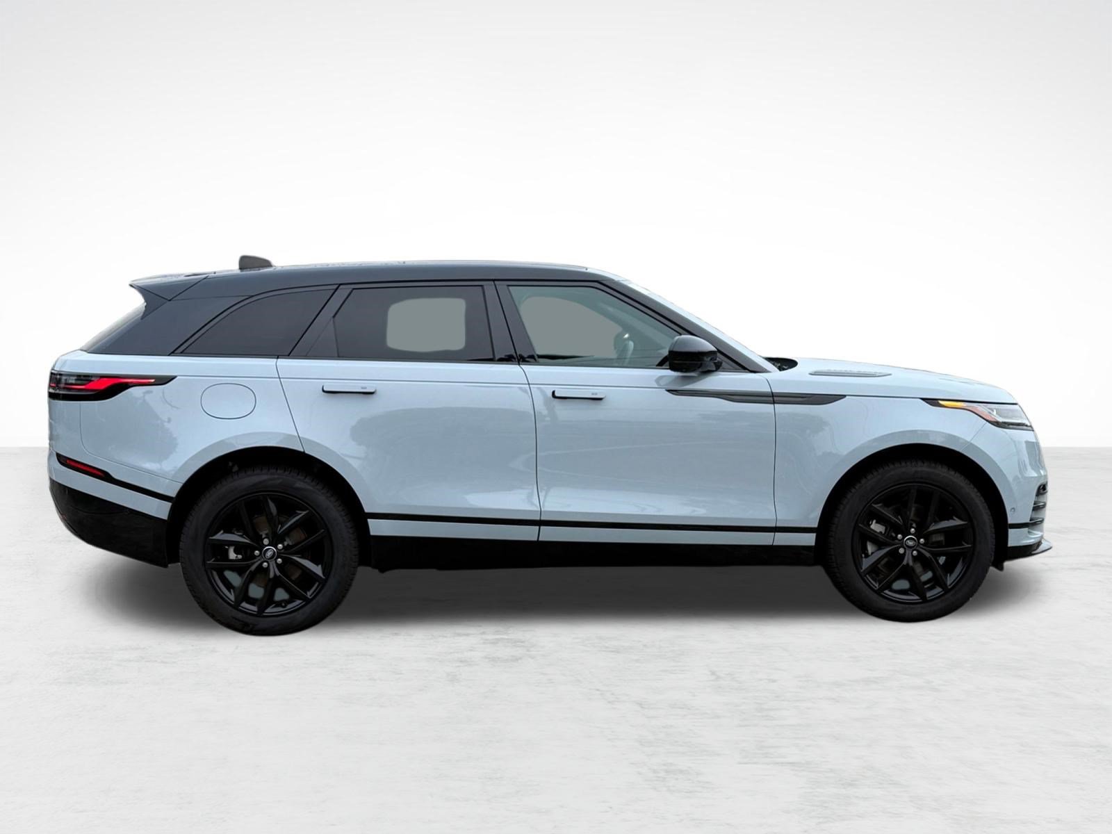 Used 2025 Land Rover Range Rover Velar Dynamic SE AWD/4WD image 8