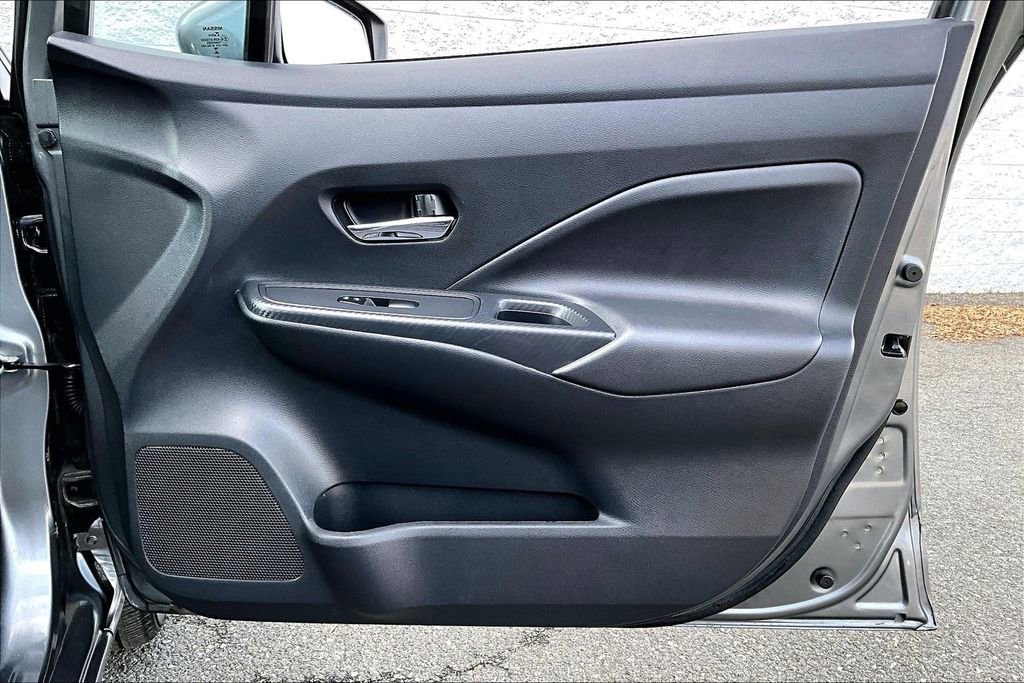 Certified 2025 Nissan Versa SV image 26