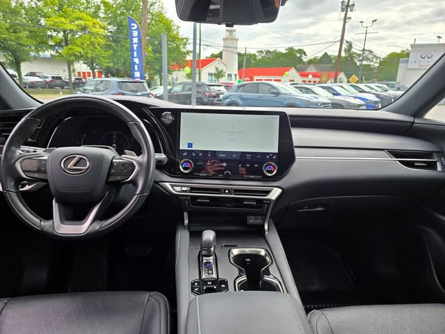 Used 2023 Lexus RX 350 w/ Accessory Package (Z1) AWD/4WD image 3