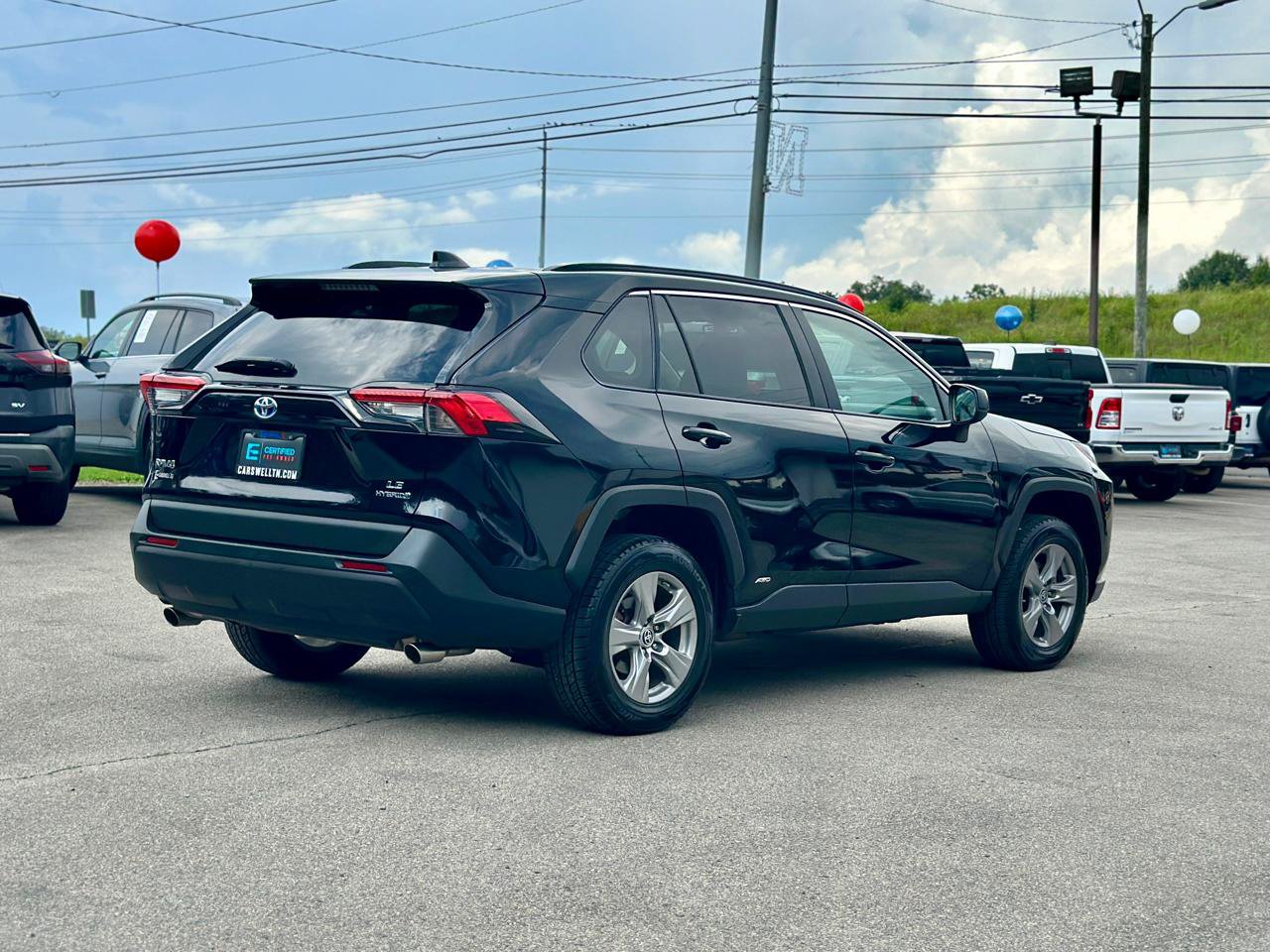 Used 2022 Toyota RAV4 LE AWD/4WD image 17