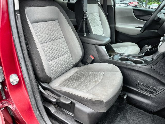 Used 2018 Chevrolet Equinox LT FWD image 33