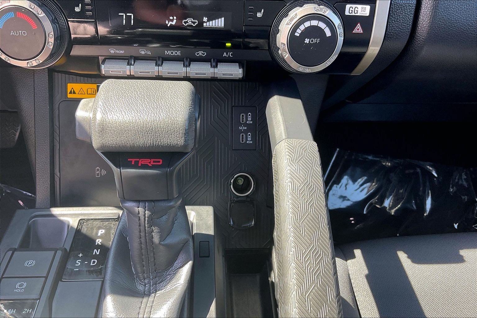 Used 2025 Toyota Tacoma TRD Off-Road w/ TRD Off Road Upgrade Package AWD/4WD image 39