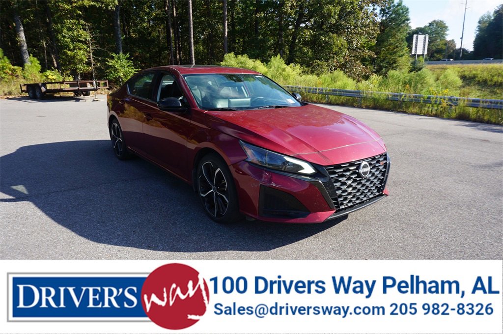 Used 2023 Nissan Altima 2.5 SR w/ SR Premium Package