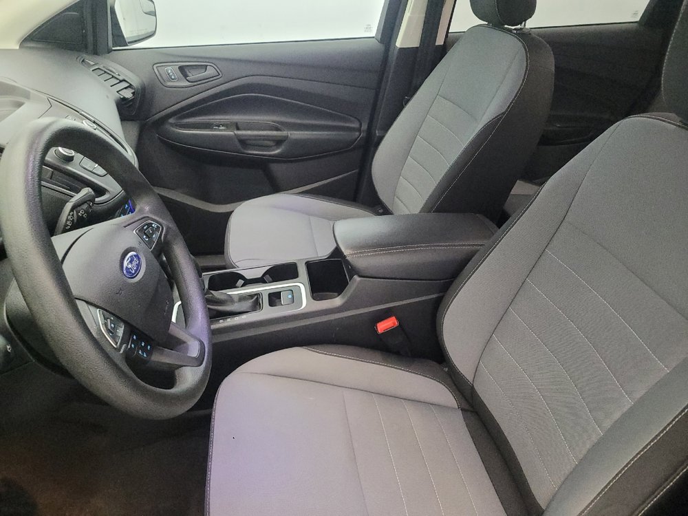 Used 2019 Ford Escape S image 17