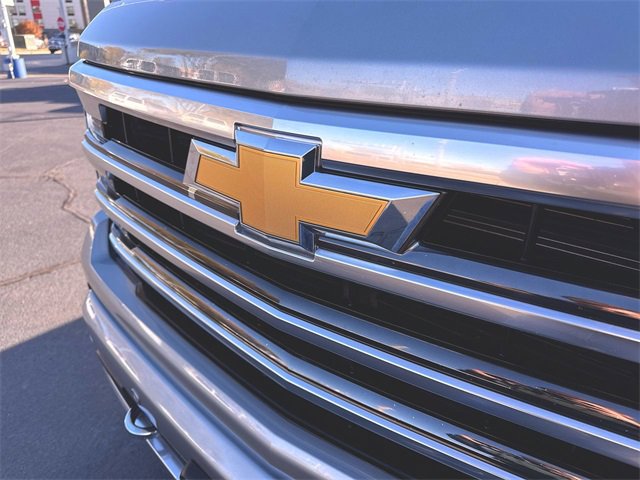 Used 2024 Chevrolet Silverado 1500 High Country w/ Technology Package image 32