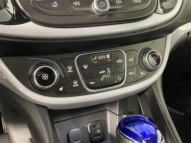 Used 2017 Chevrolet Volt LT w/ Comfort Package image 8