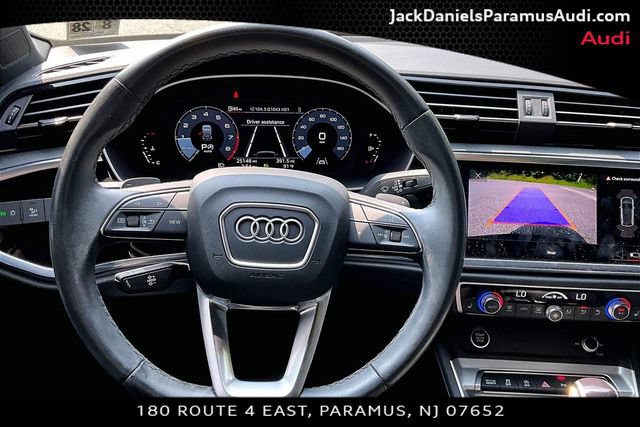 Used 2023 Audi Q3 2.0T Premium w/ Convenience Package AWD/4WD image 5