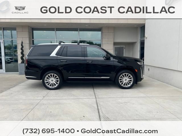 Certified 2022 Cadillac Escalade Premium Luxury AWD/4WD image 4