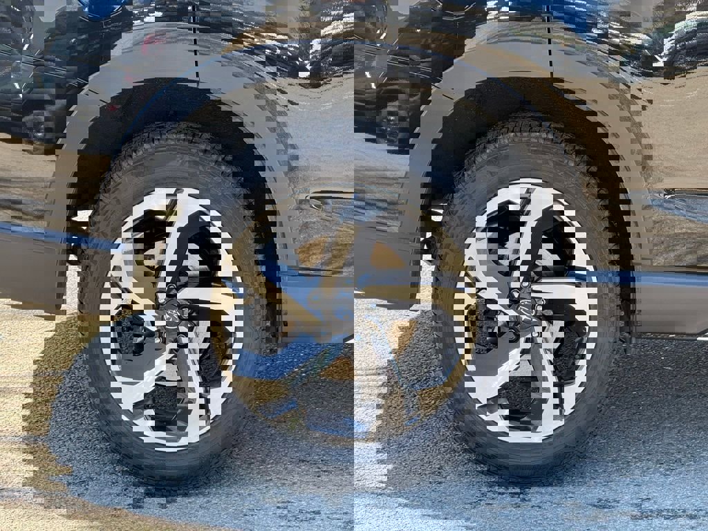 Used 2023 Subaru Forester Touring image 7