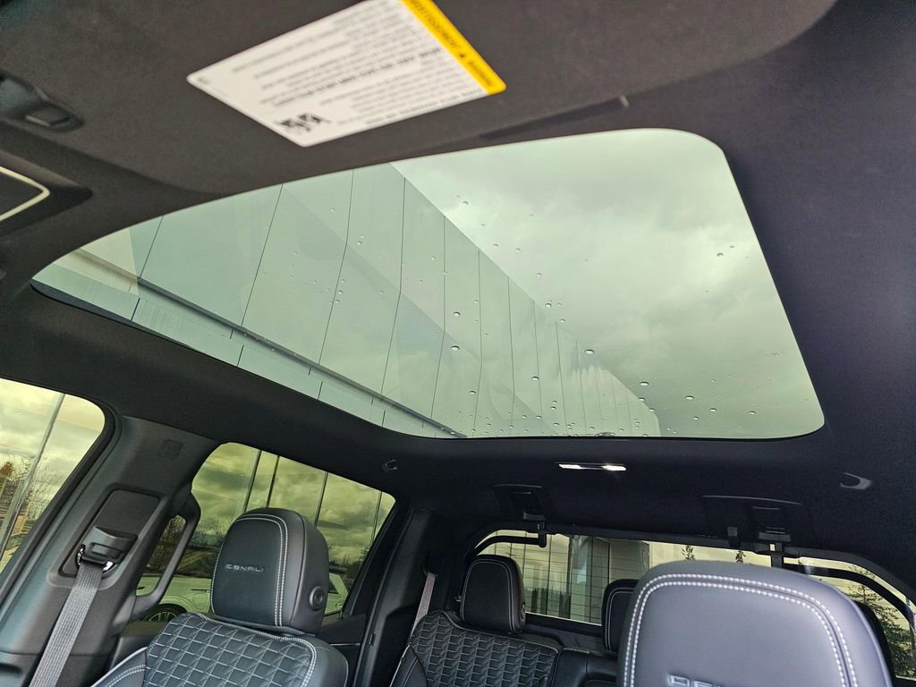 Used 2025 GMC Sierra EV Denali image 23