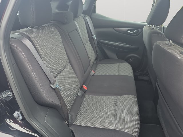 Used 2017 Nissan Rogue Sport SV AWD/4WD image 13