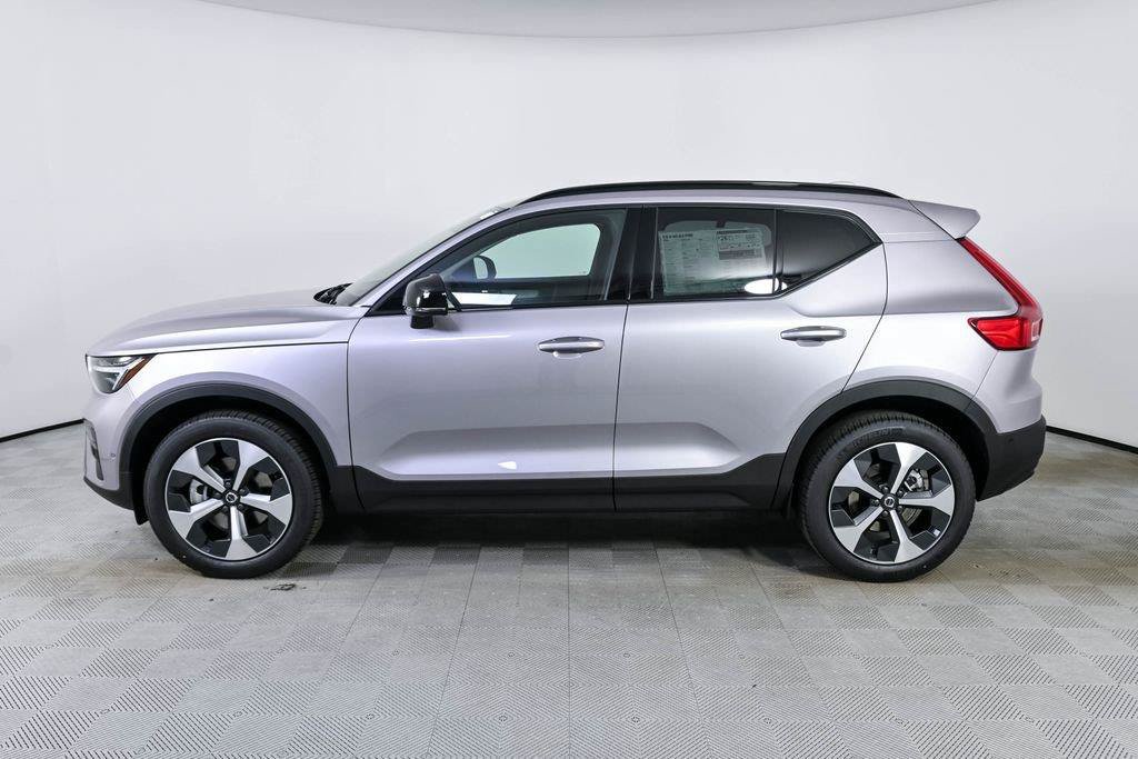 New 2026 Volvo XC40 B5 Plus w/ Protection Package Premier AWD/4WD image 2