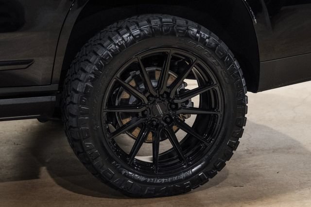 Used 2026 GMC Yukon Denali w/ Sun & Power Step Package AWD/4WD image 44