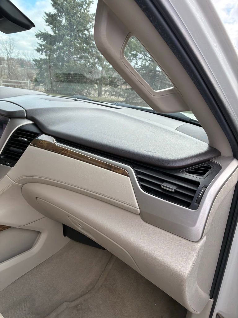 Used 2015 GMC Yukon Denali w/ Open Road Package image 9