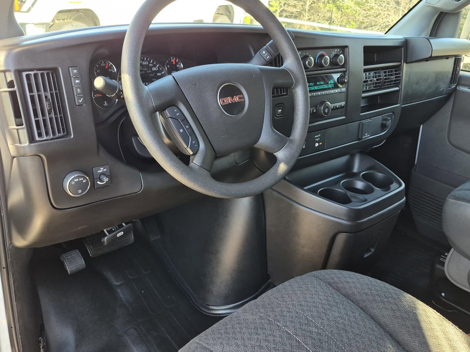 Certified 2024 GMC Savana 2500 w/ Driver Convenience Package image 16