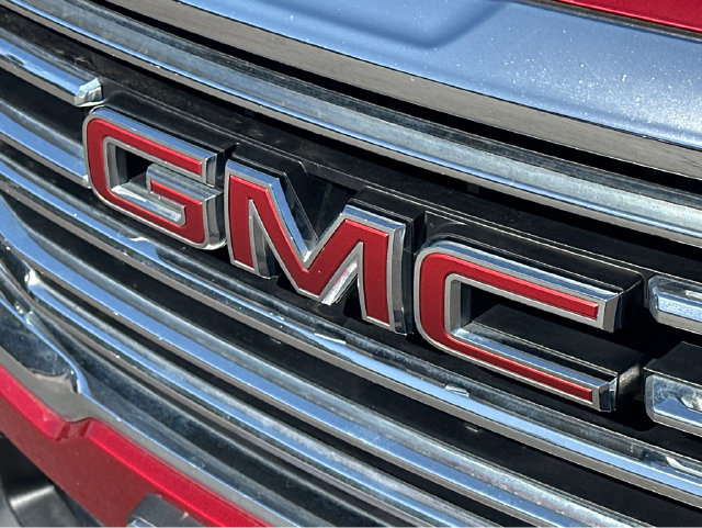 Certified 2023 GMC Terrain SLT FWD image 38
