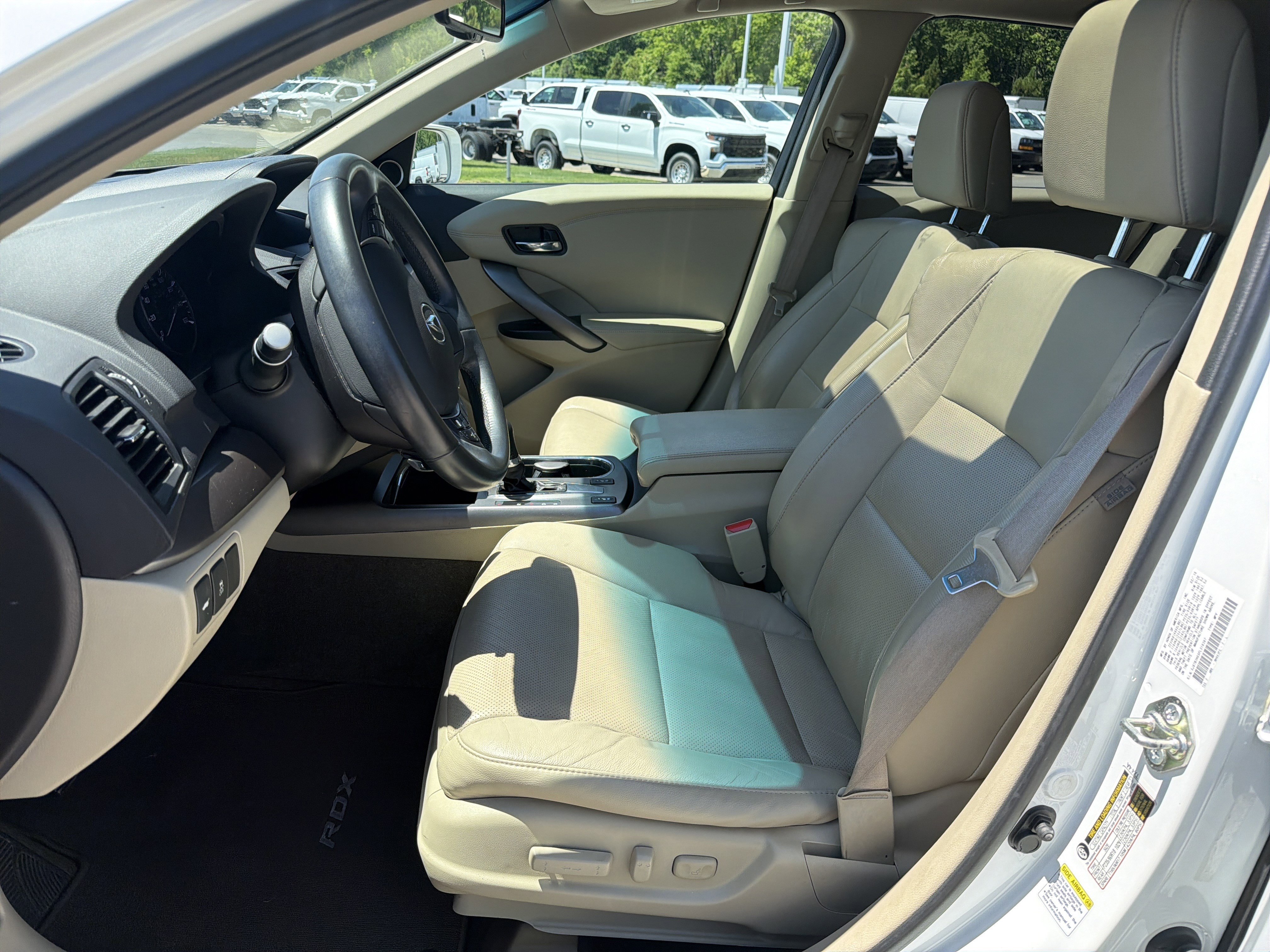 Used 2015 Acura RDX FWD w/ Technology Package image 16